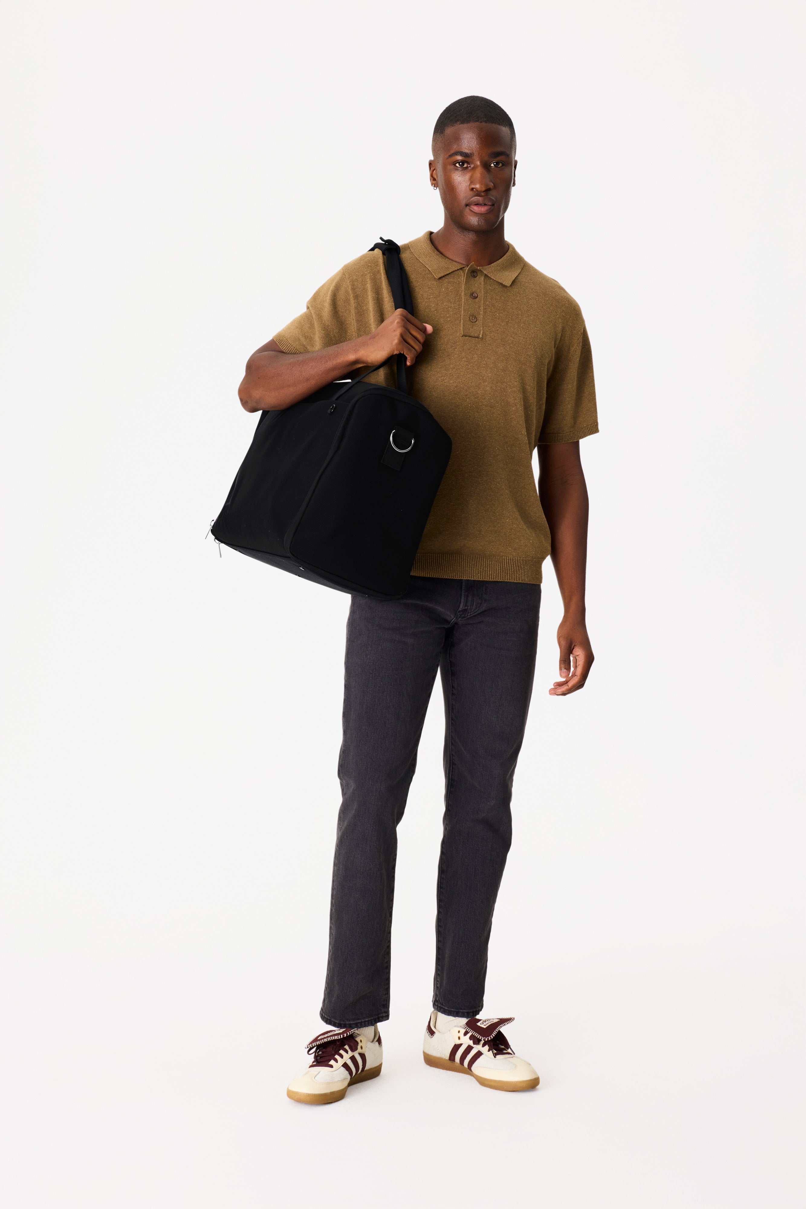 Resale The Garment Duffle Bag in Black