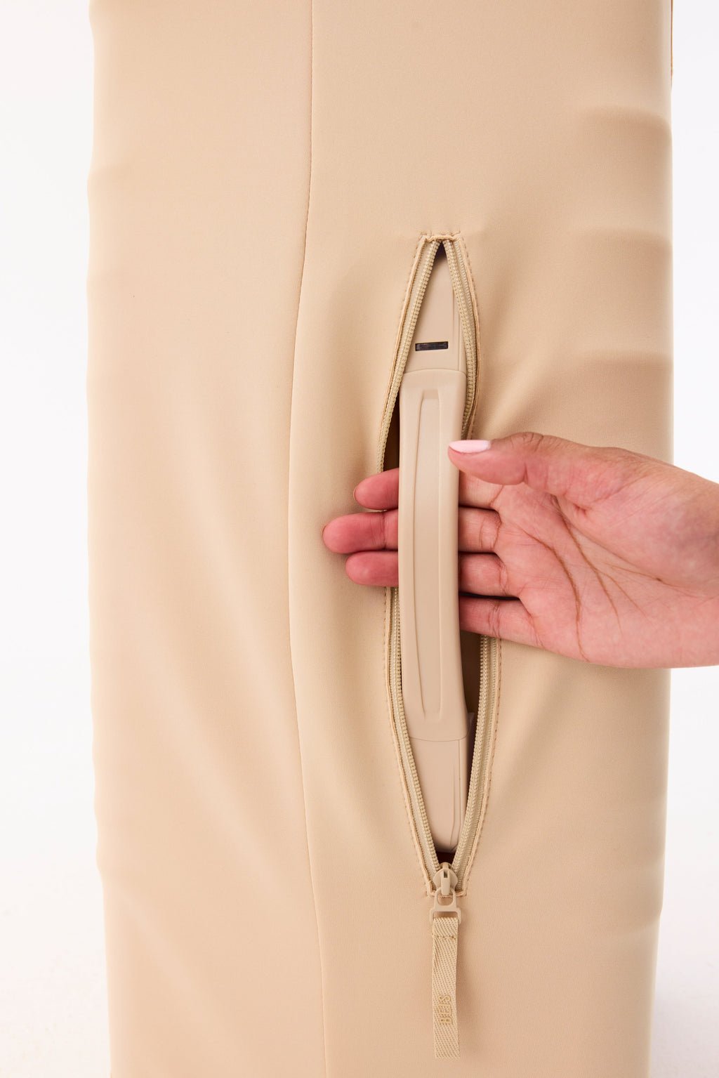 Resale The Large Check-In Luggage Cover in Beige