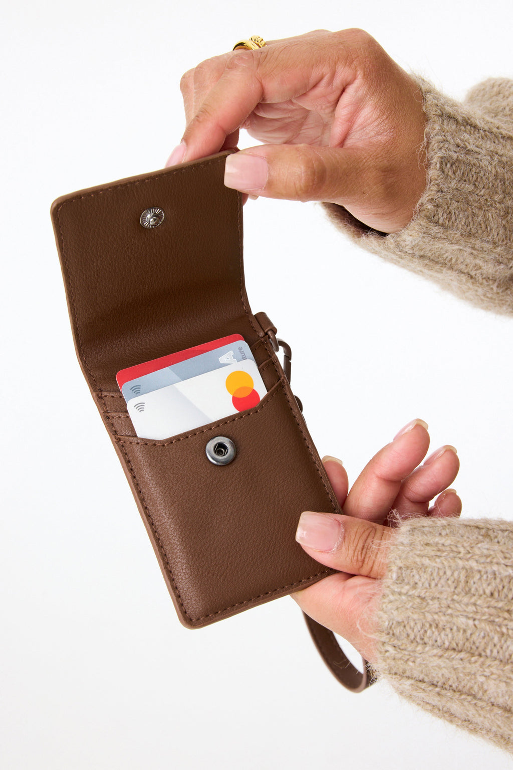 Resale The ID Wristlet in Maple