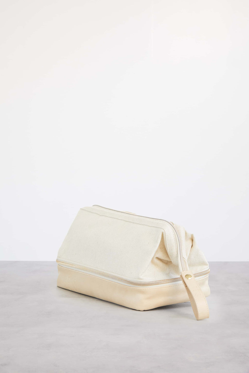 Resale The Dopp Kit in Beige