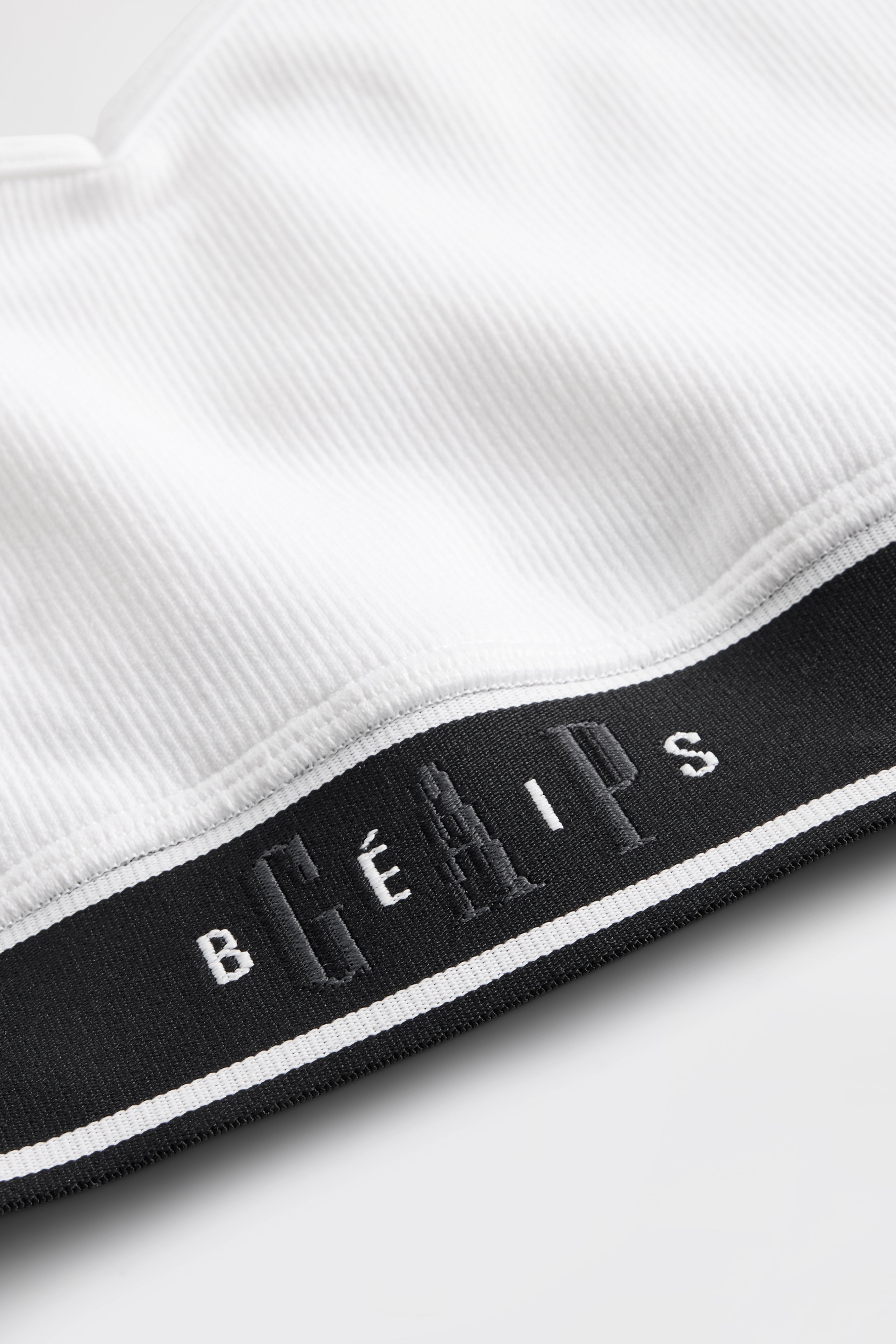 GAP X BEIS Seamless Logo Top in Optic White