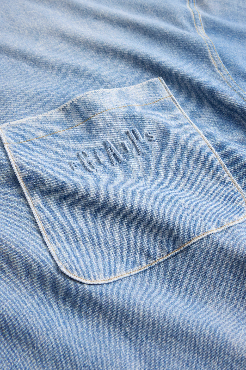 GAP X BÉIS Tromp Loiel T-Shirt in Faded Denim